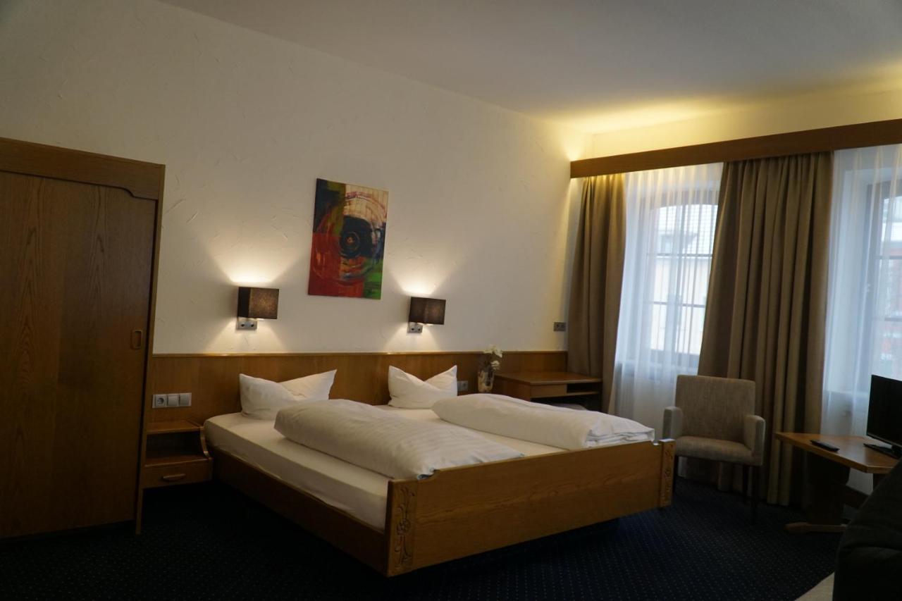 Hotel Zum Goldenen Ochsen Maikammer Exteriér fotografie